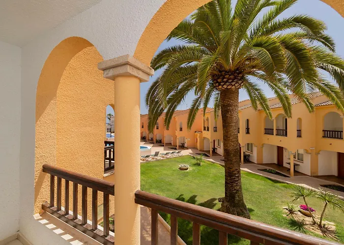 Apartamentos turísticos Jardines del Plaza